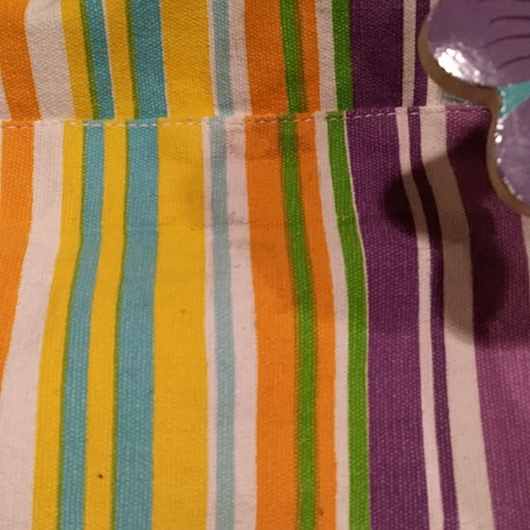 Striped Beach Bag or a weekender bag!! - Picture 4 of 6